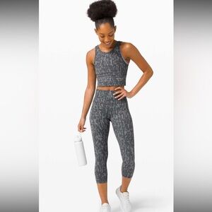 Lululemon Power Pivot Tank